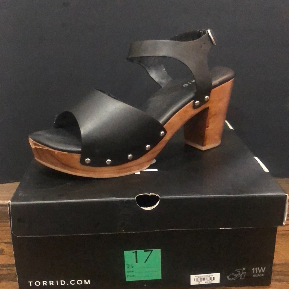 Summer heels